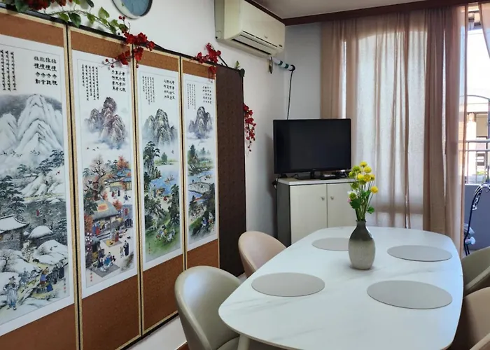Traditional Fully Furnished 2bdrm In Apartamento